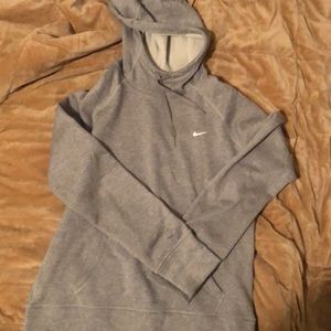 Grey Nike Therma-Fit sweatshirt